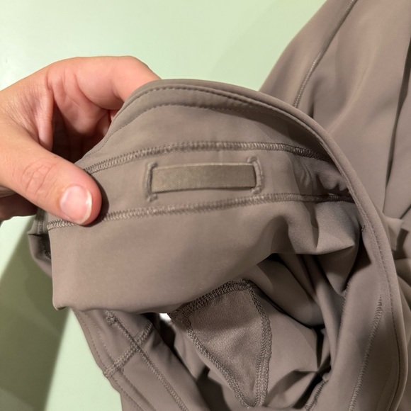 Calia by Carrie Underwood High-Rise Leggings - Taupe Gray - Size M - Picture 5 of 7